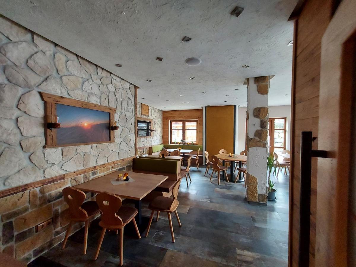 Gasthof Zentral Feistritz an der Drau Екстериор снимка